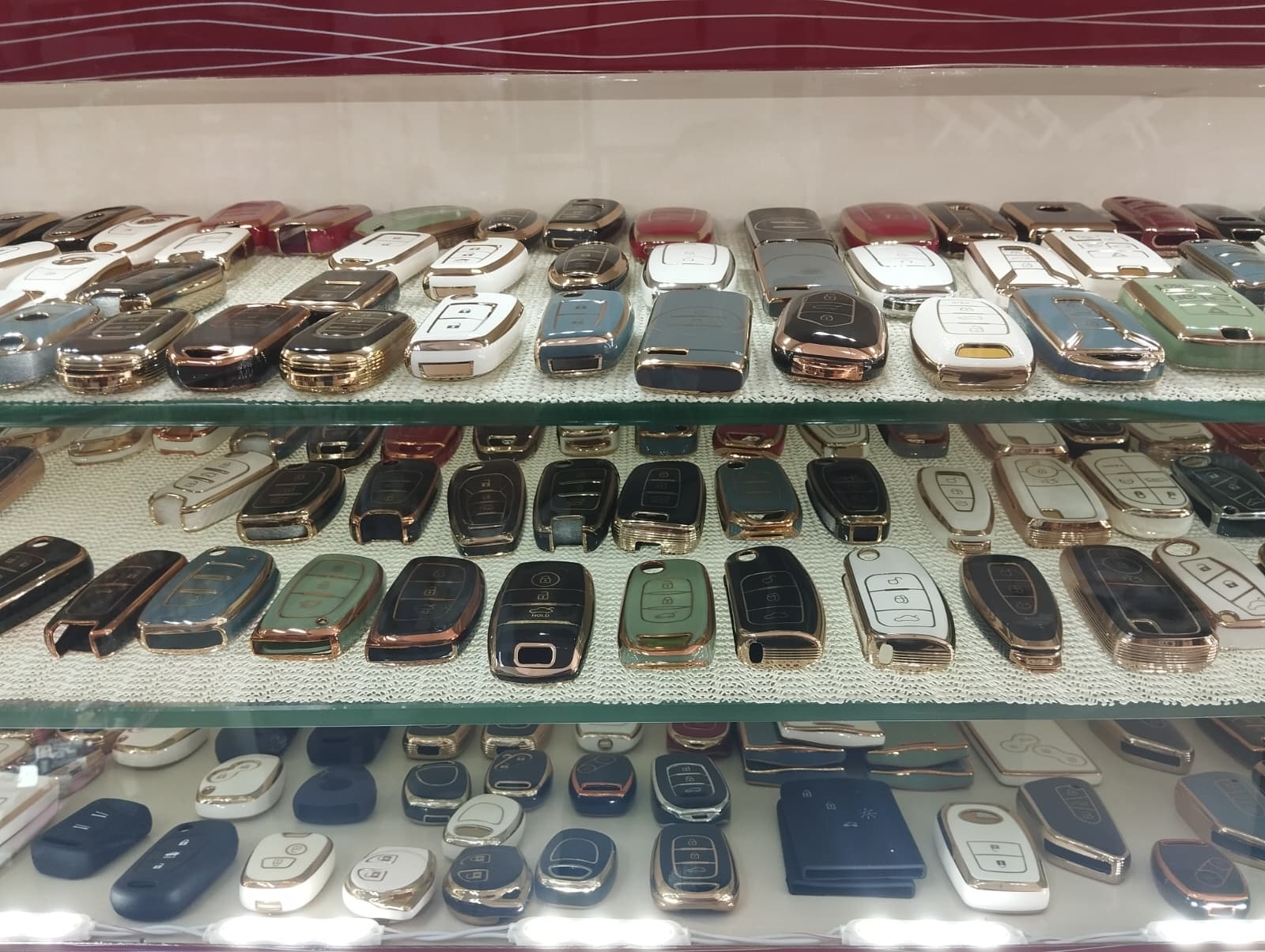Premium Metalik Çerçeveli Anahtar Kılıfları Modelleri ve Fiyatları Premium Metalik Çerçeveli Anahtar Kılıfları - Palandöken Anahtar Erzurum Çilingir Yetkili Bayii